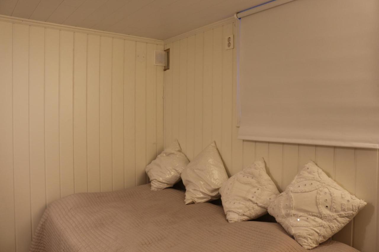 Nice Apartment With1 Bedroom Separate Living Room With A Sofa Bed And A Tiny Kitchen A Bathroom Located In Nordstrand Near By The Sea For 3 Guests With A Garden And Grill 5 Extra Guests With Extra Cost In The Cabin With Sea View Just Outside The Apar 오슬로 외부 사진