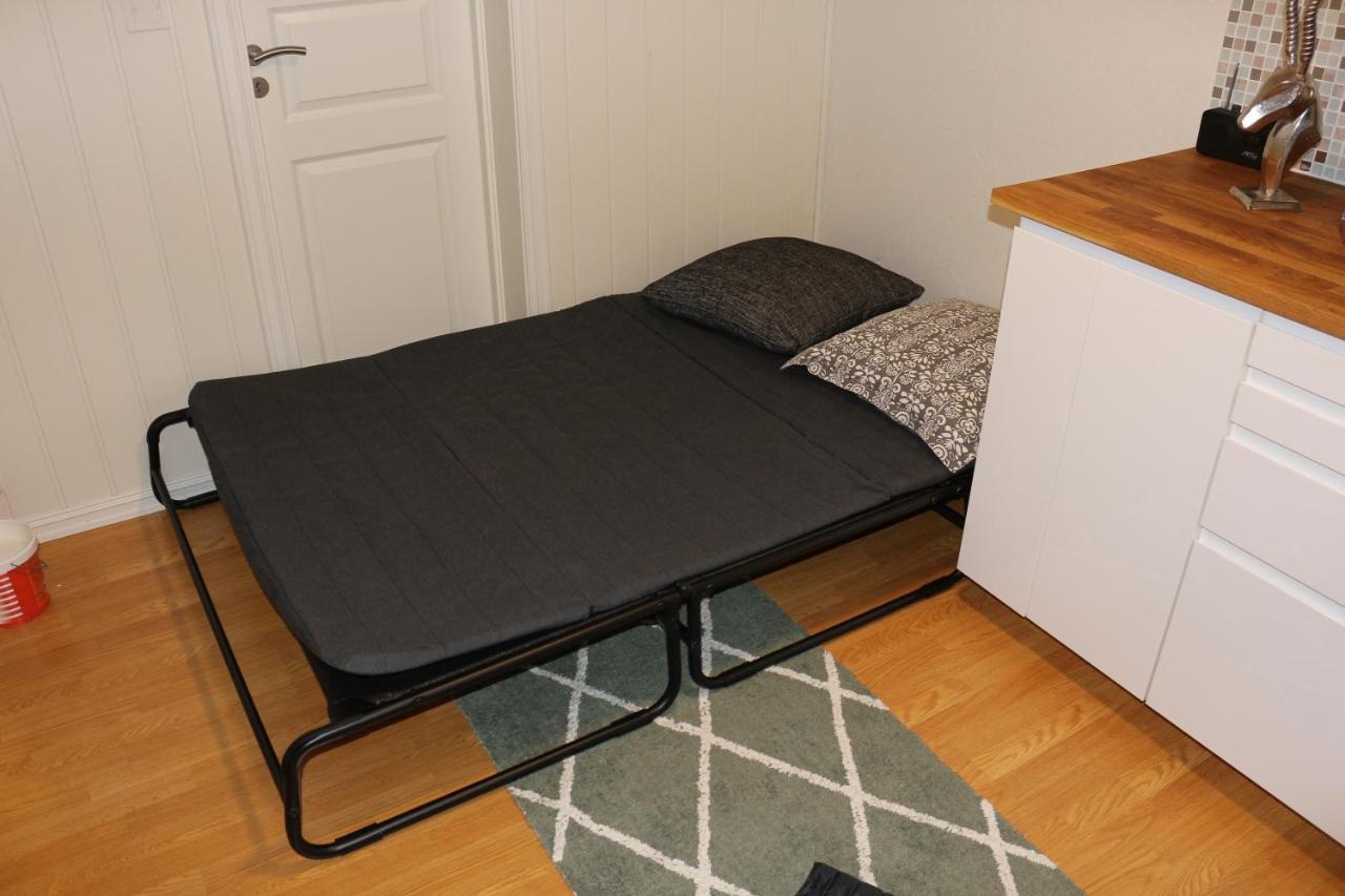 Nice Apartment With1 Bedroom Separate Living Room With A Sofa Bed And A Tiny Kitchen A Bathroom Located In Nordstrand Near By The Sea For 3 Guests With A Garden And Grill 5 Extra Guests With Extra Cost In The Cabin With Sea View Just Outside The Apar 오슬로 외부 사진