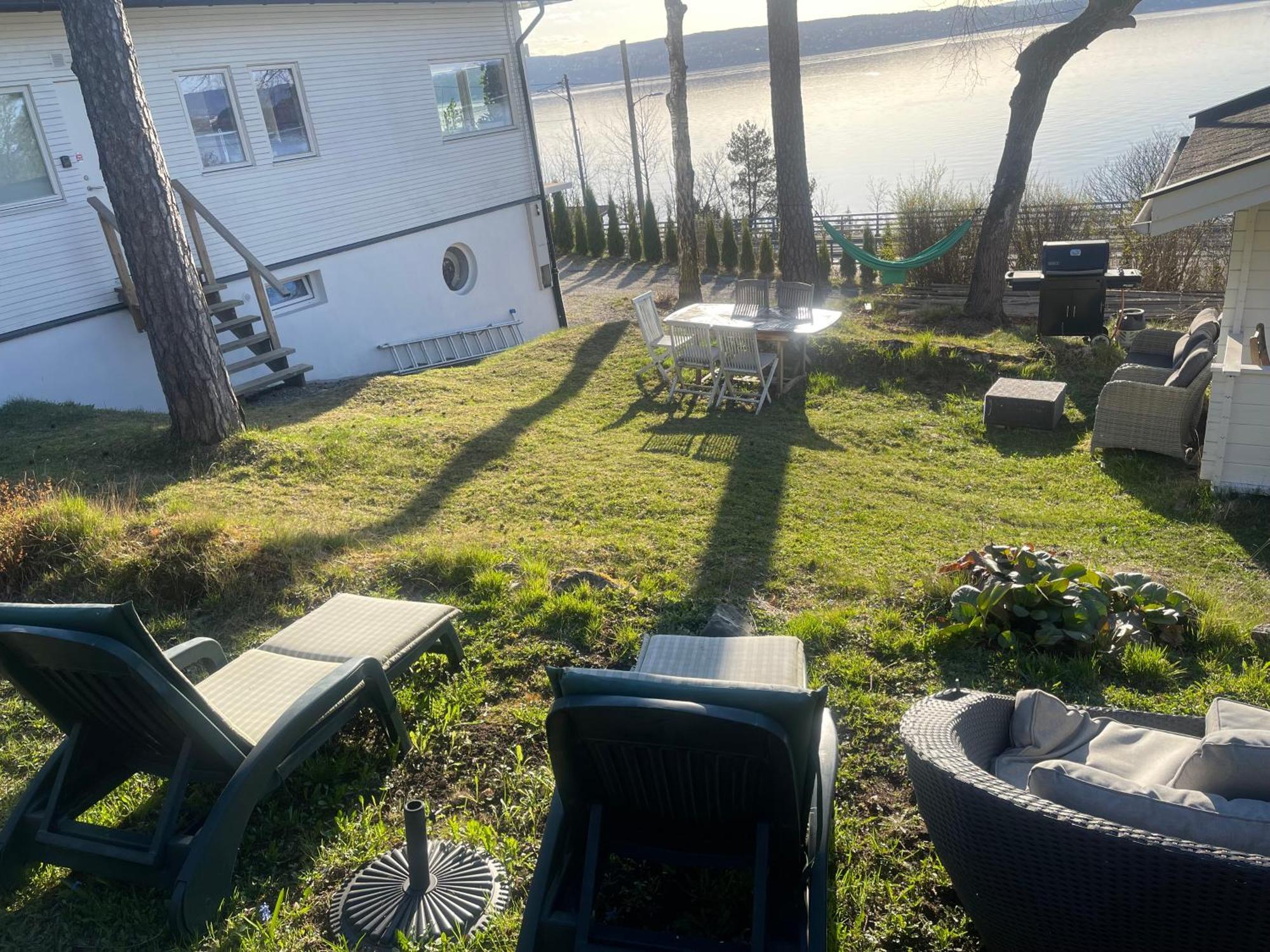 Nice Apartment With1 Bedroom Separate Living Room With A Sofa Bed And A Tiny Kitchen A Bathroom Located In Nordstrand Near By The Sea For 3 Guests With A Garden And Grill 5 Extra Guests With Extra Cost In The Cabin With Sea View Just Outside The Apar 오슬로 외부 사진