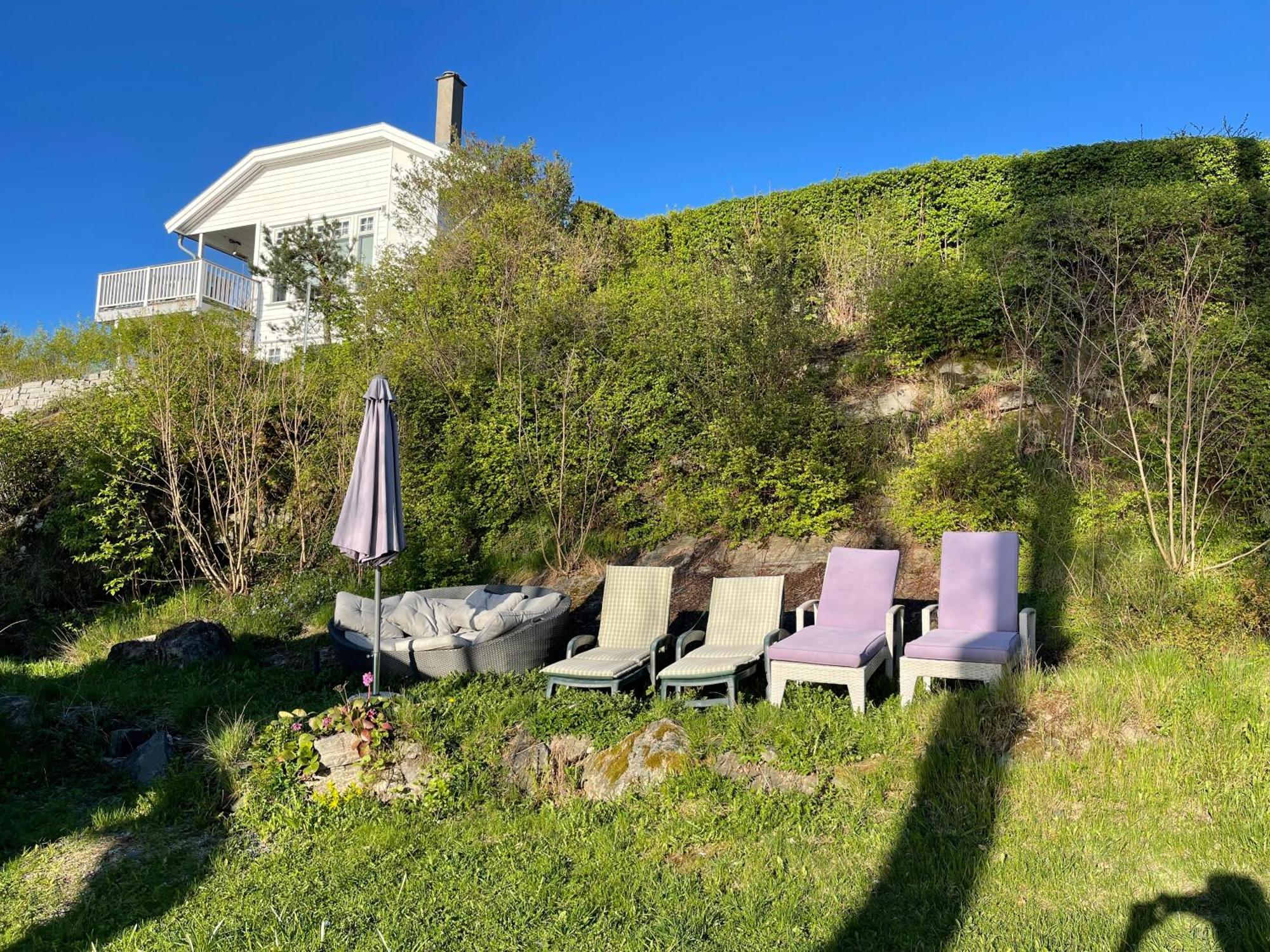 Nice Apartment With1 Bedroom Separate Living Room With A Sofa Bed And A Tiny Kitchen A Bathroom Located In Nordstrand Near By The Sea For 3 Guests With A Garden And Grill 5 Extra Guests With Extra Cost In The Cabin With Sea View Just Outside The Apar 오슬로 외부 사진